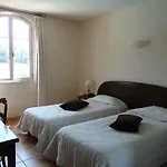 Hotel La Bastide Saint Martin 3*