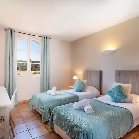 호텔 La Bastide Saint Martin 3*