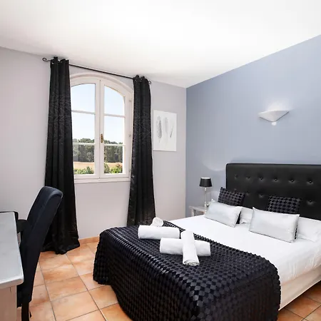 Hotel La Bastide Saint Martin 3*