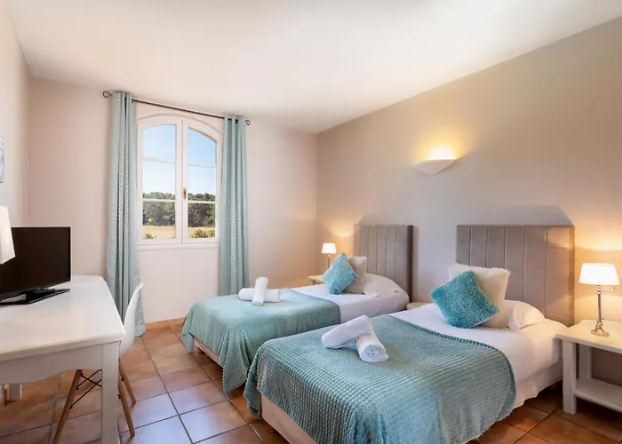 Hotel La Bastide Saint Martin 3*